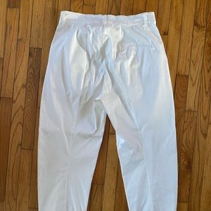 White pant